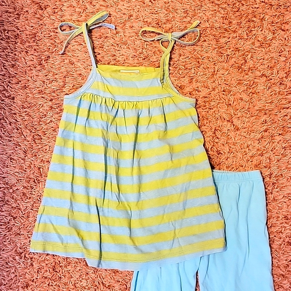 Castle & Crowns Size 4-5 Matching Set Tank Ruffle Pants - Picture 2 of 4